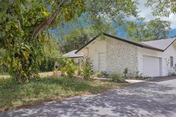 Picture of 155 Old Tamiami Trail, Naples, FL 34110