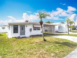 Picture of 1309 Westland Drive, Tavares, FL 32778