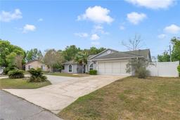 Picture of 980 Radford Drive, Deltona, FL 32738