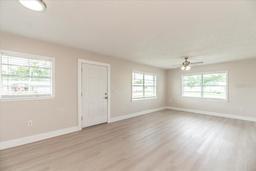 Picture of 4215 Sunnyside Drive, Lakeland, FL 33810