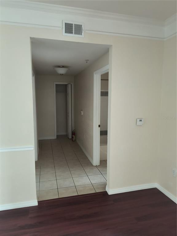 Picture of 6685 Queens Borough Avenue Unit 104, Orlando FL 32835