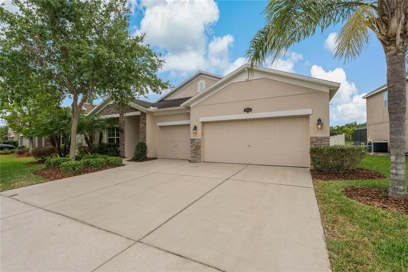 Picture of 10734 Breaking Rocks Drive, Tampa FL 33647