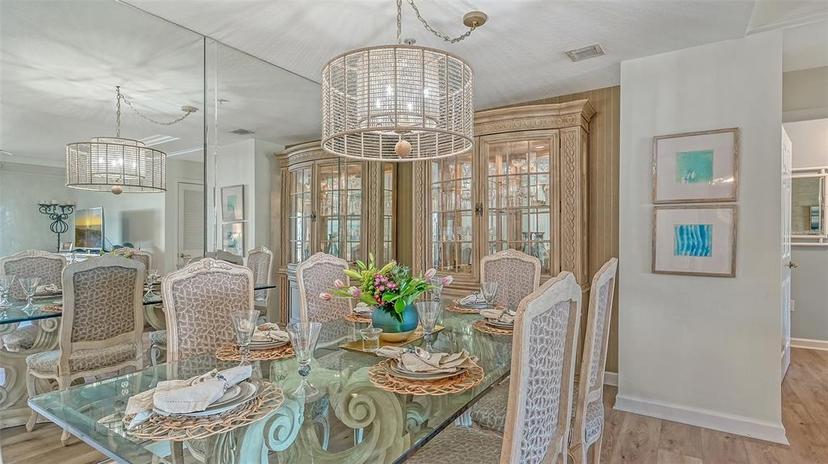 Picture of 750 N Tamiami Trail Unit 304, Sarasota FL 34236