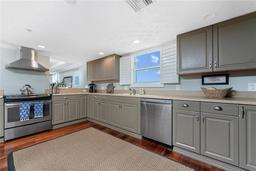 Picture of 2792 N Beach Road Unit 301, Englewood, FL 34223