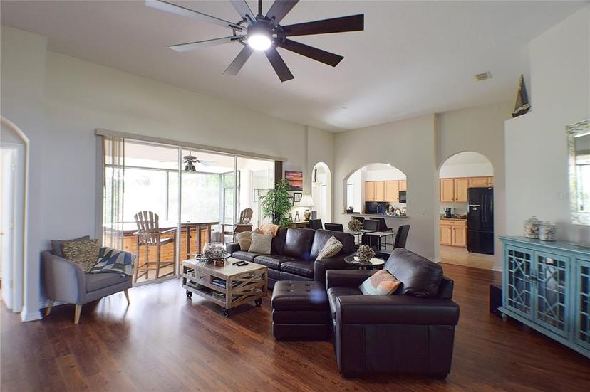 Picture of 10118 Cleghorn Drive, San Antonio FL 33576