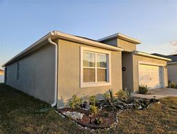 Picture of 2554 Ryland Falls Drive, Lakeland, FL 33811