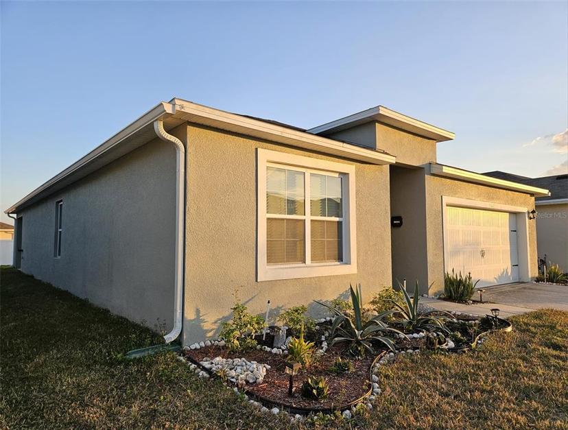 Picture of 2554 Ryland Falls Drive, Lakeland FL 33811