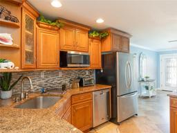 Picture of 1440 Overbrook Road, Englewood, FL 34223