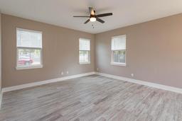 Picture of 1340 Crystal Lake Avenue E, Orlando, FL 32806