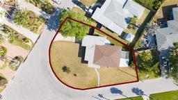 Picture of 520 Baywood Drive S, Dunedin, FL 34698