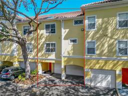 Picture of 2329 Shadow View Circle Unit 2329, Maitland, FL 32751