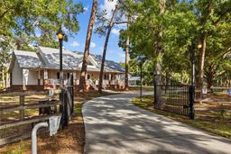 Picture of 8303 Double Branch Road, Tampa, FL 33635