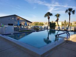 Picture of 3368 Lake Bayshore Drive Unit 217 Building P, Bradenton, FL 34205