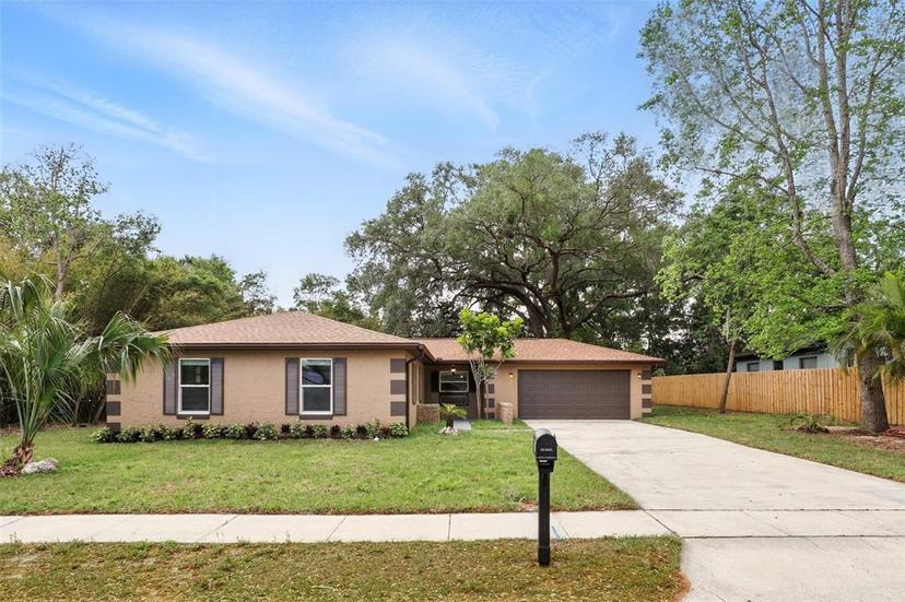 Picture of 100 Des Pinar Lane, Longwood FL 32750