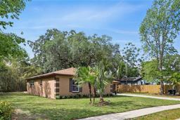 Picture of 100 Des Pinar Lane, Longwood, FL 32750