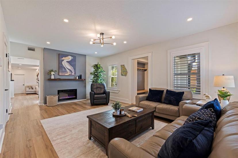 Picture of 7120 3Rd Avenue N, St Petersburg FL 33710