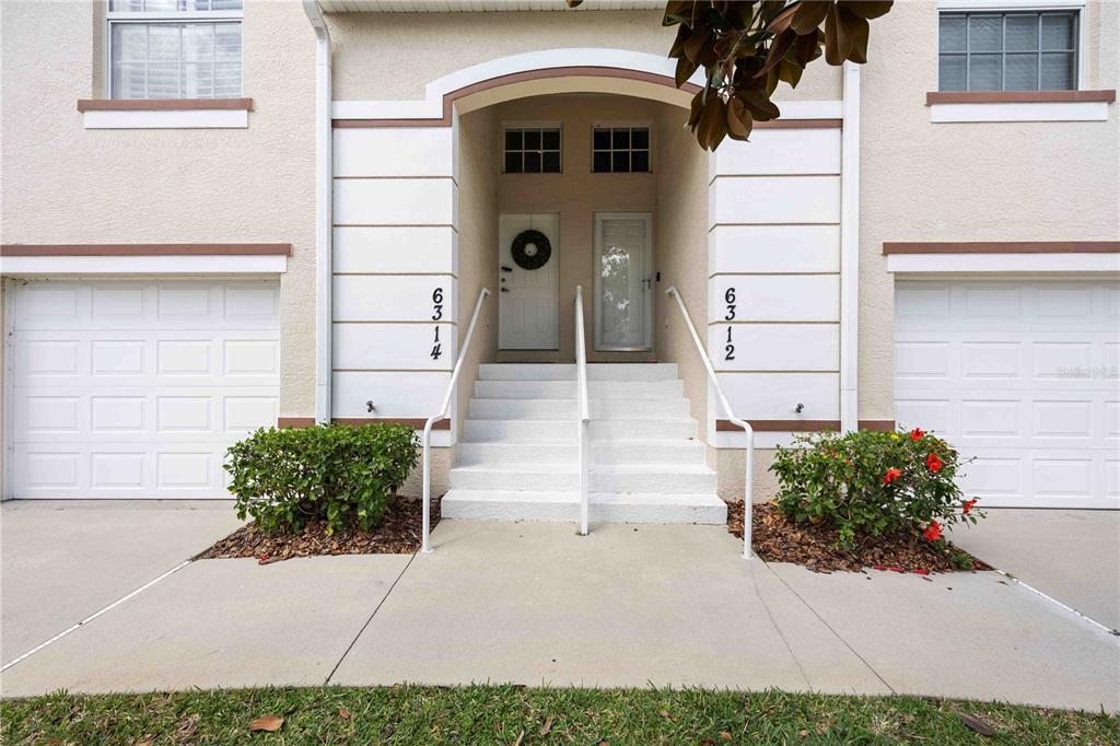 Picture of 6314 Bay Cedar Lane Unit 201, Bradenton, FL 34203