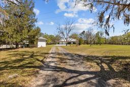 Picture of 6482 SW 80Th Avenue, Trenton, FL 32693