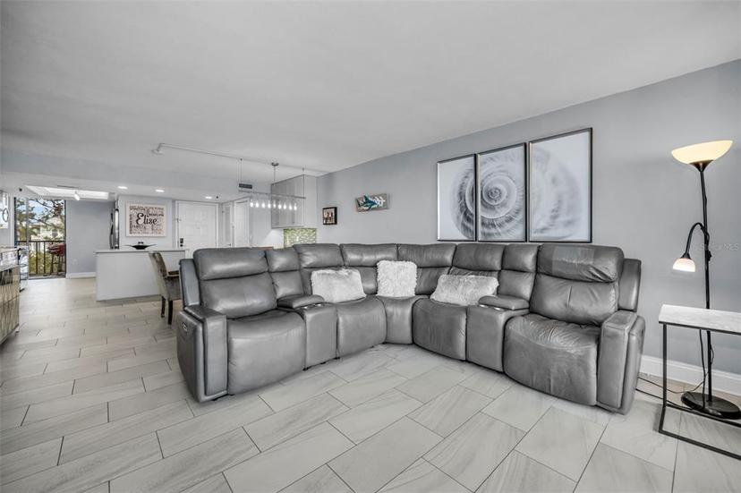 Picture of 19111 Vista Bay Drive Unit 304, Indian Shores FL 33785