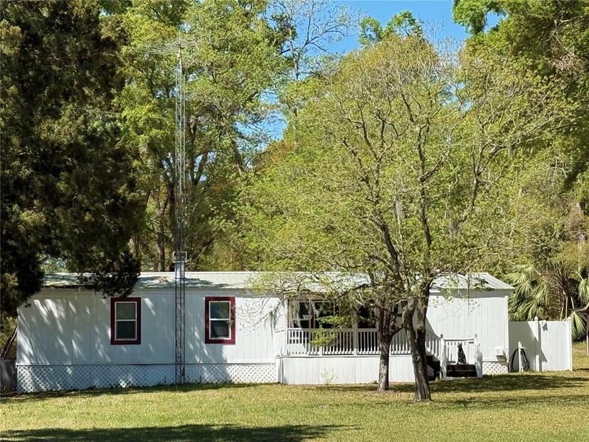 Picture of 20490 S Us 441 Highway, High Springs FL 32643