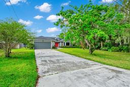 Picture of 275 W 3Rd Street, Chuluota, FL 32766