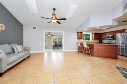Picture of 275 W 3Rd Street, Chuluota, FL 32766