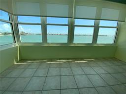 Picture of 5020 Brittany Drive S Unit 212, St Petersburg, FL 33715