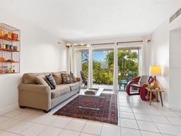 Picture of 2155 Wood Street Unit B18, Sarasota, FL 34237