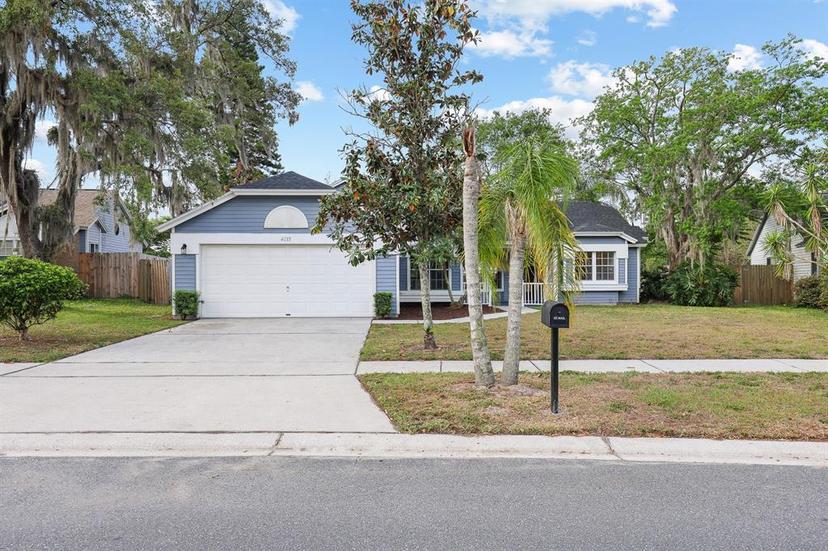 Picture of 4115 Thackery Way, Plant City FL 33566