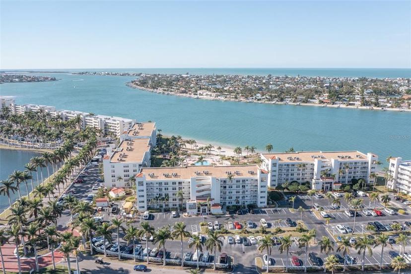 Picture of 6021 Bahia Del Mar Circle Unit 534, St Petersburg FL 33715