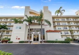 Picture of 6021 Bahia Del Mar Circle Unit 534, St Petersburg, FL 33715
