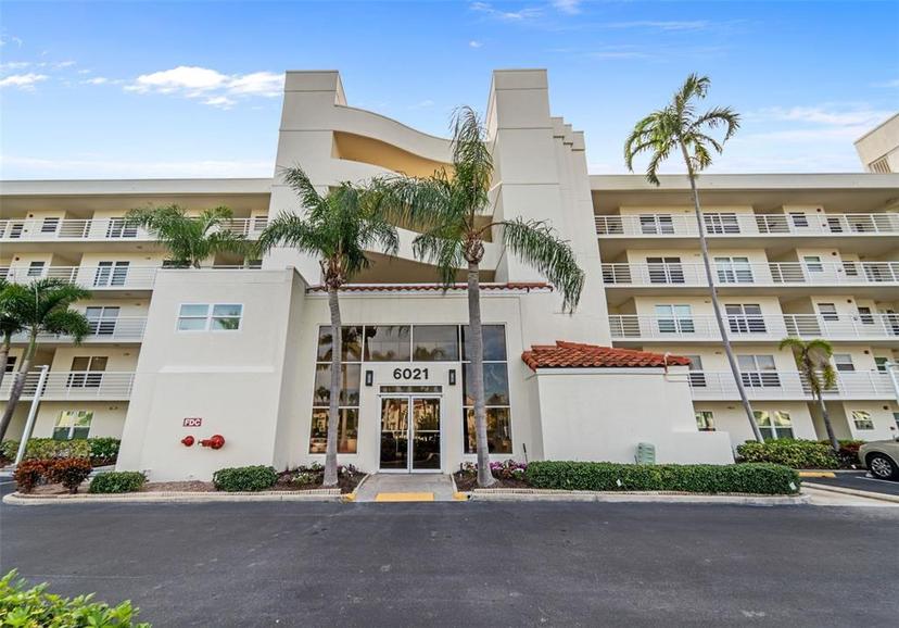Picture of 6021 Bahia Del Mar Circle Unit 534, St Petersburg FL 33715