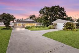 Picture of 811 35Th Avenue Drive W, Palmetto, FL 34221