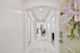 Picture of 509 W Bay Street Unit 103, Tampa, FL 33606