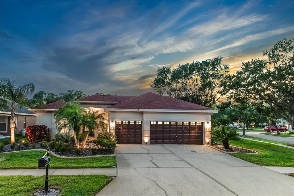 Picture of 10626 Tavistock Drive, Tampa, FL 33626