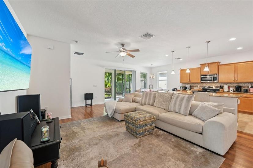 Picture of 3018 Oriole Drive, Sarasota FL 34243