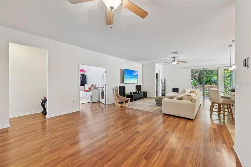 Picture of 3018 Oriole Drive, Sarasota FL 34243