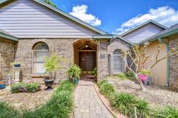 Picture of 3817 Cold Creek Drive, Valrico, FL 33596