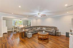 Picture of 533 Keene Road, Largo, FL 33771