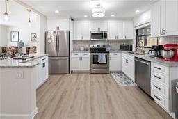 Picture of 715 Charlotte Avenue, Tarpon Springs, FL 34689