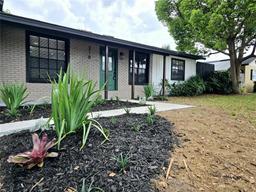 Picture of 218 W Magnolia Avenue, Longwood, FL 32750