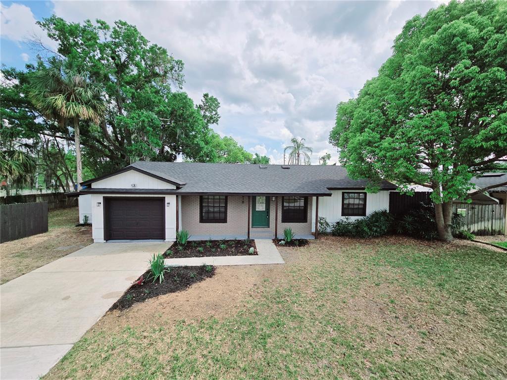 Picture of 218 W Magnolia Avenue, Longwood, FL 32750