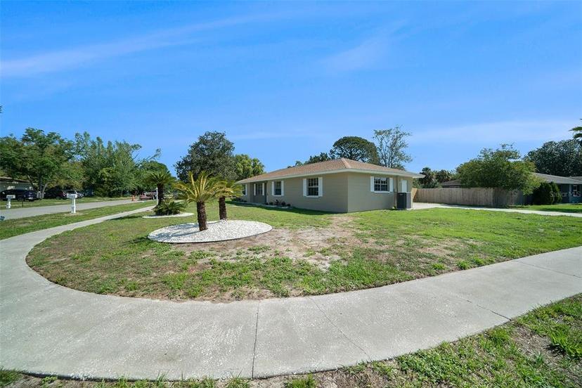Picture of 9526 Bayside Court, Spring Hill FL 34608