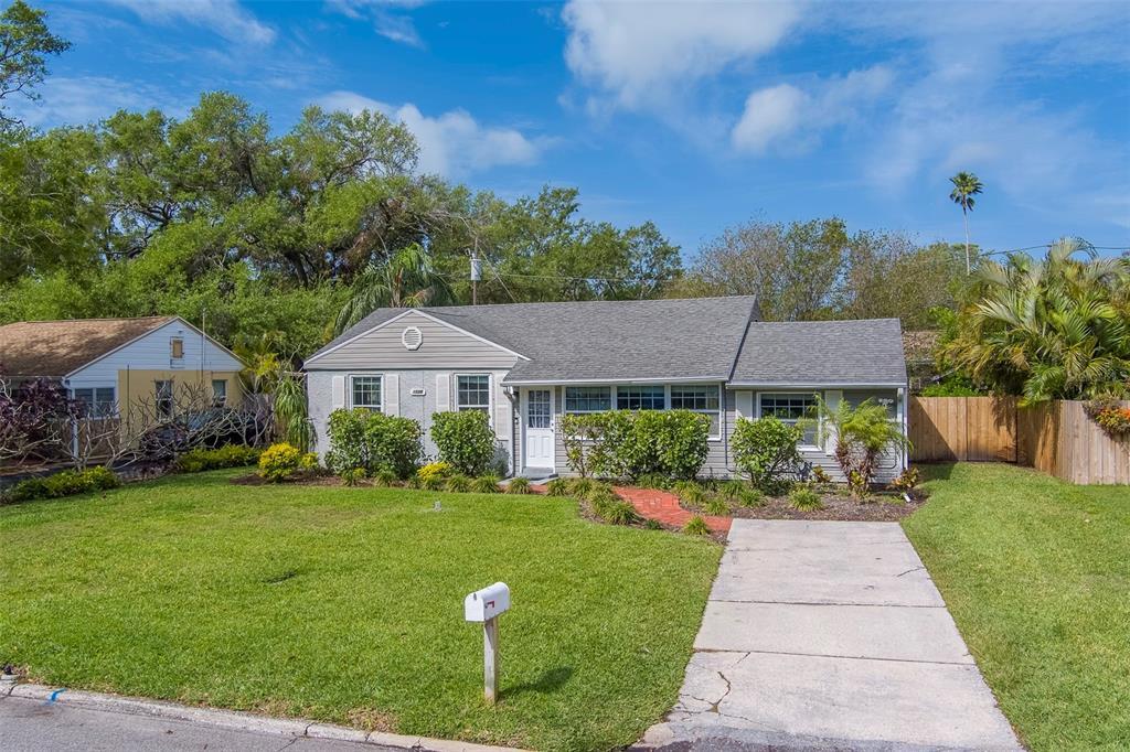 Picture of 1536 Alamo Lane, Dunedin, FL 34698
