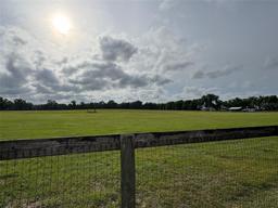 Picture of 5637 NW 165Th Street, Reddick, FL 32686