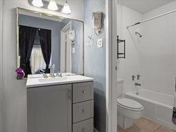 Picture of 43420 Highway 27 Unit 445, Davenport, FL 33837
