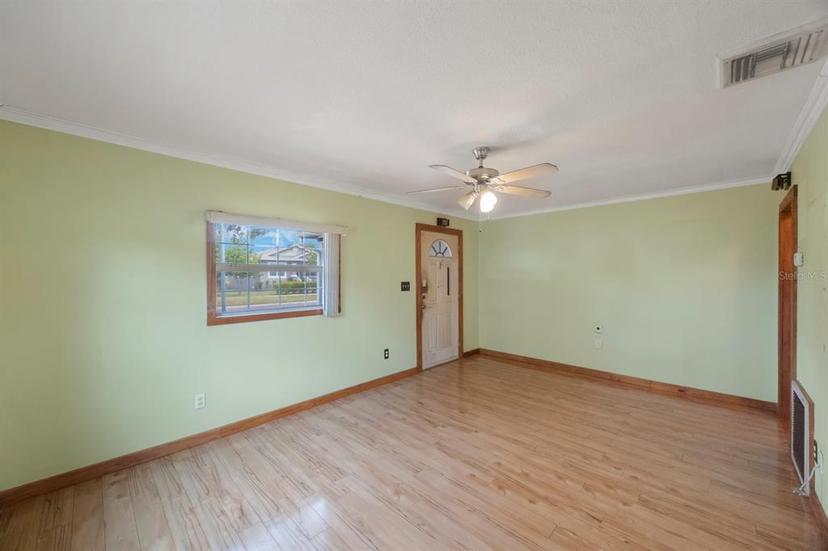 Picture of 940 57Th Avenue N, St Petersburg FL 33703