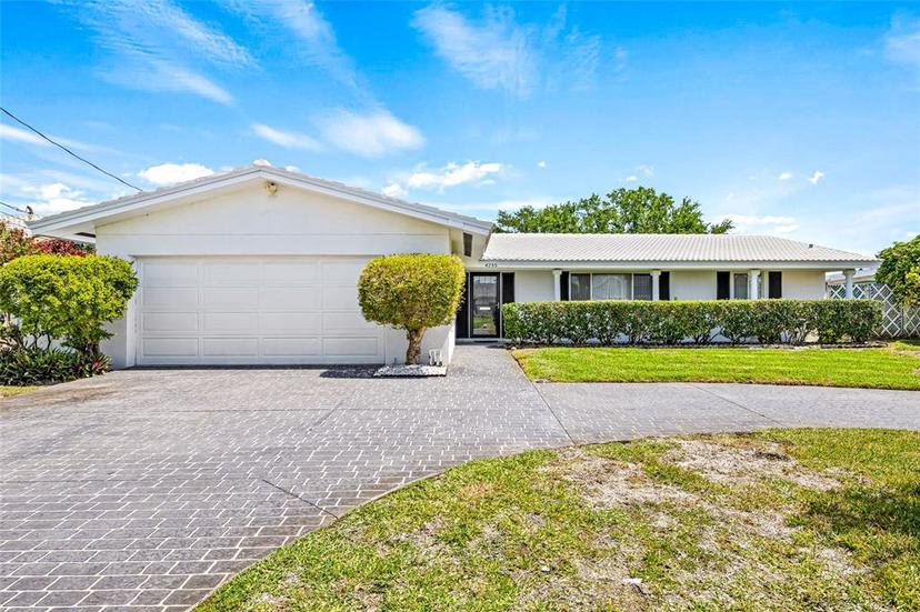 Picture of 4255 13Th Lane Ne, St Petersburg FL 33703