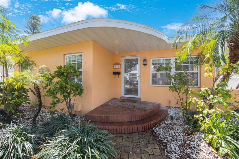 Picture of 110 27Th Avenue Ne, St Petersburg FL 33704