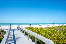 Picture of 5055 Gulf Of Mexico Drive Unit 435, Longboat Key, FL 34228